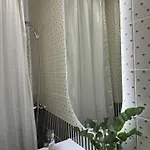 Modern Comfort In The Heart Of Old Town
