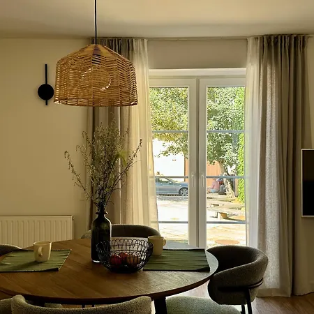 Butas Modern Comfort In The Heart Of Old Town *